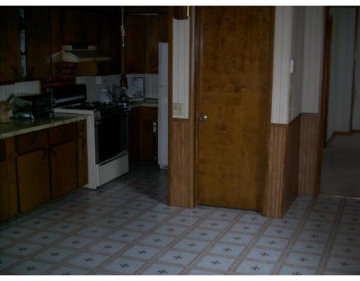 143 Hampden St, Springfield, MA 01151 photo 4