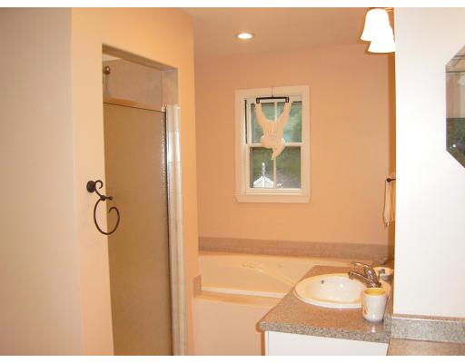 8 East St, Hingham, MA 02043 photo 9