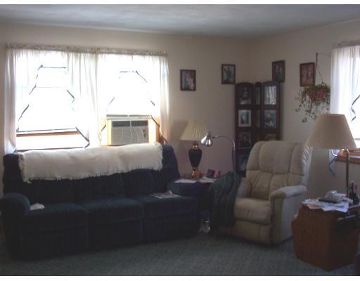 37 Emerson St #2, Fall River, MA 02720 photo 4