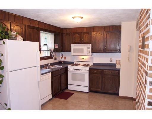 10 Edward Rd, Townsend, MA 01469 photo 2