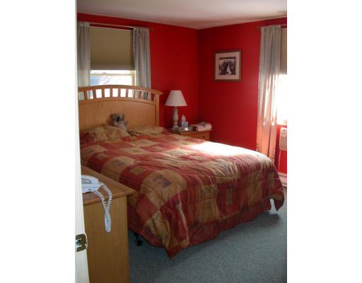 25 Mill St, Danvers, MA 01923 photo 6