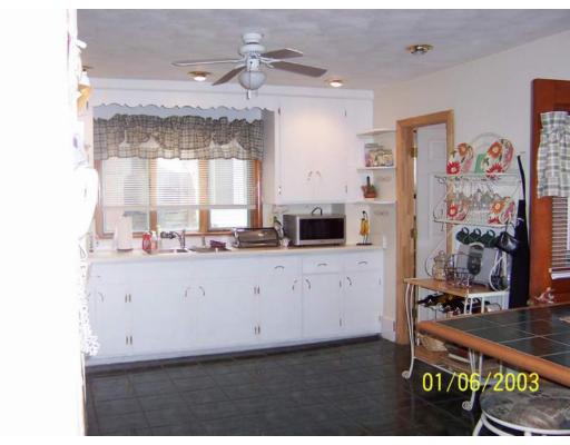 112 Walnut St, Everett, MA 02149 photo 4