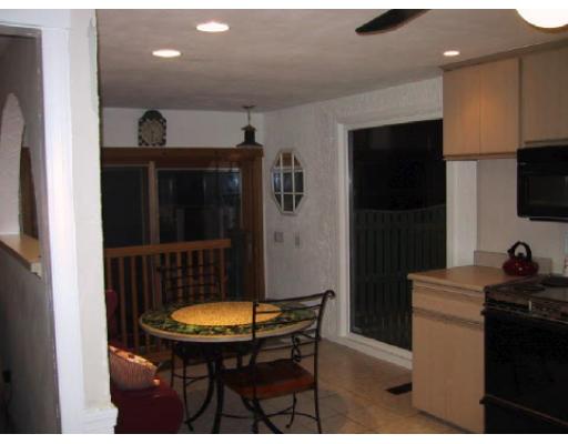 29 Louis Rd, Springfield, MA 01118 photo 2