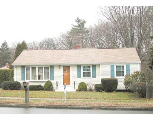 658 Parker St, Springfield, MA 01129 photo 1