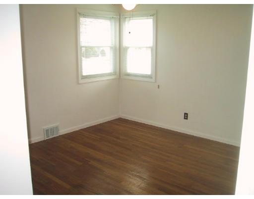 23 Cobb Ave, Chicopee, MA 01020 photo 4