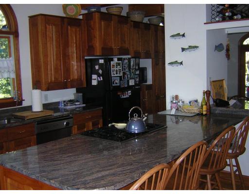 94 Pine St, Danvers, MA 01923 photo 3