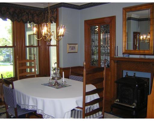 94 Pine St, Danvers, MA 01923 photo 4