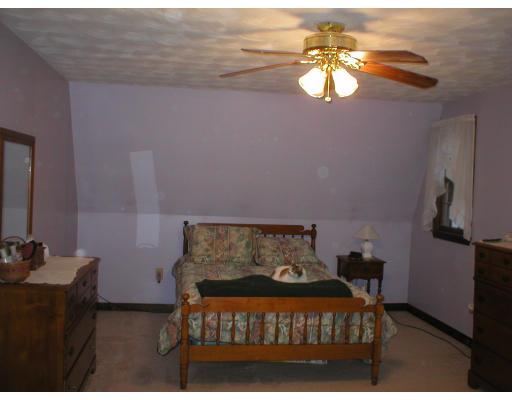 8 Pine St, Townsend, MA 01469 photo 7