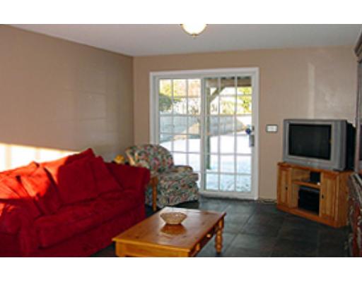 95 Winterset Dr, Springfield, MA 01129 photo 8