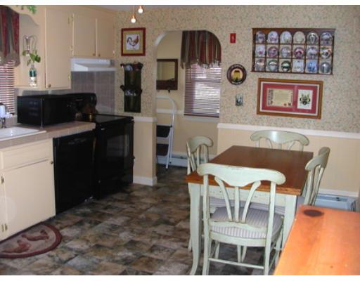 1 Beaver Park Rd, Danvers, MA 01923 photo 3