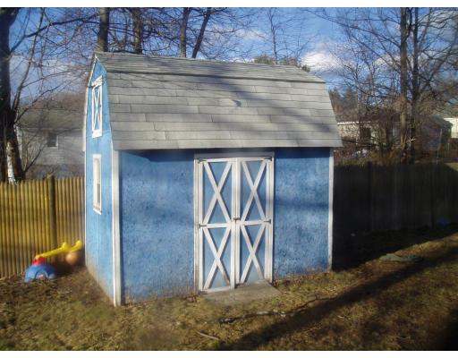 4 Sears Ave, Webster, MA 01570 photo 12