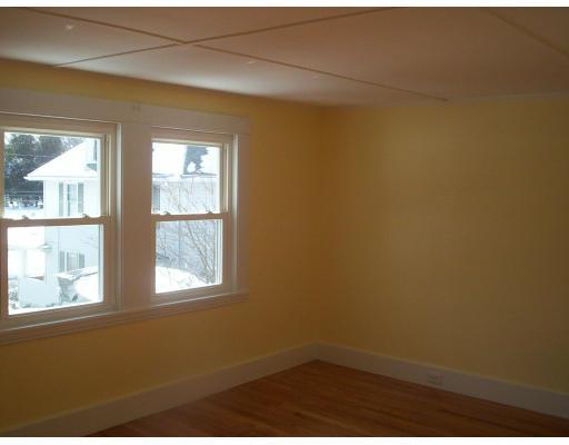 4 Middle St, Beverly, MA 01915 photo 4