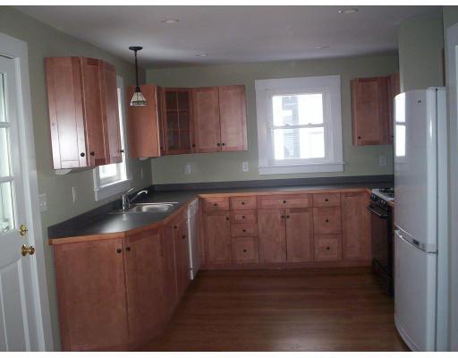 4 Middle St, Beverly, MA 01915 photo 3
