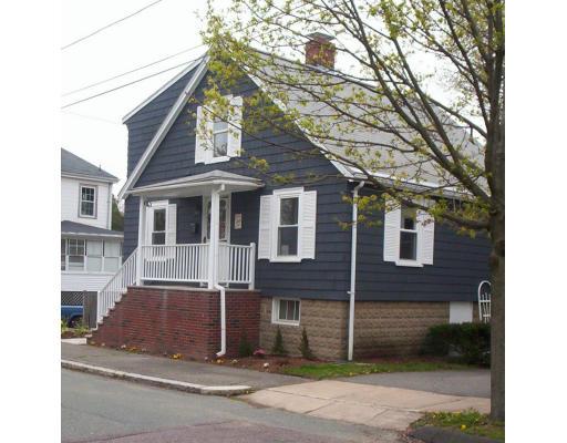 4 Middle St, Beverly, MA 01915 photo 1
