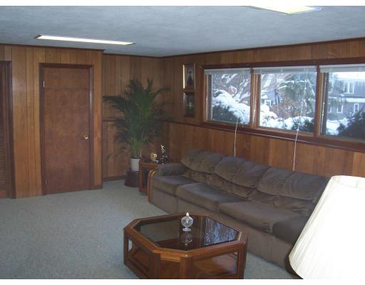 33 Colby Rd, Wellesley, MA 02482 photo 13