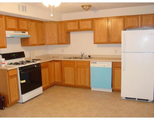 526 Third St #3, Fall River, MA 02721 photo 2
