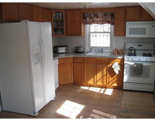 76 Turner St, Dedham, MA 02026 photo 4