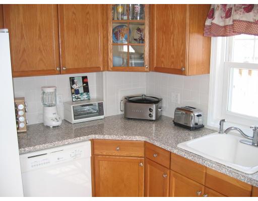 76 Turner St, Dedham, MA 02026 photo 5