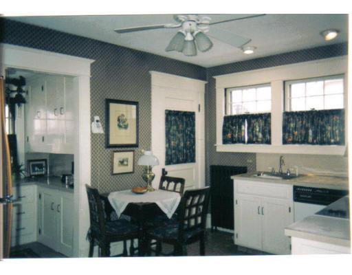 26 Prentice St, Springfield, MA 01104 photo 5