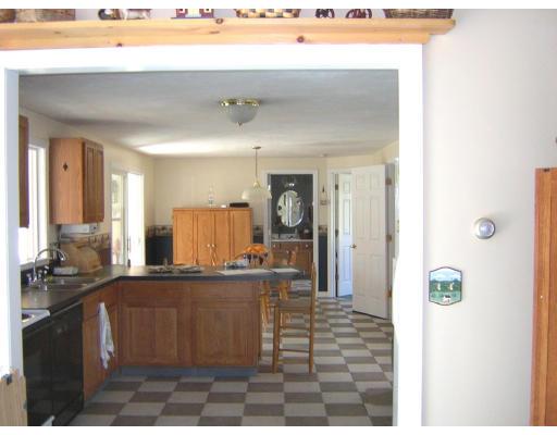 5 Edward Rd, Dudley, MA 01571 photo 5