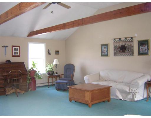 5 Edward Rd, Dudley, MA 01571 photo 3