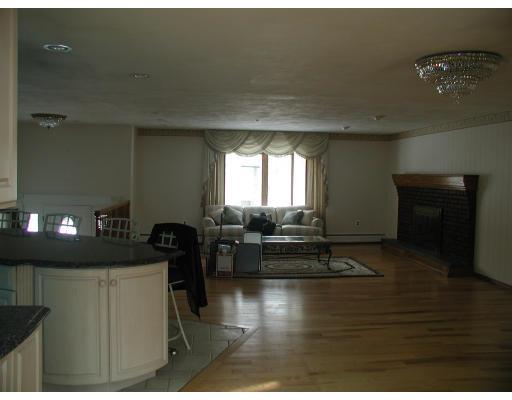 22 David Dr, Saugus, MA 01906 photo 2