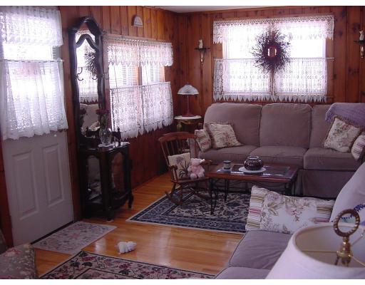 117 Riverview Ave, Athol, MA 01331 photo 2