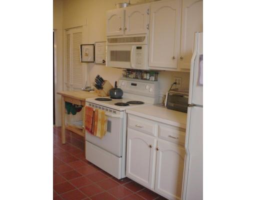 38 Garrison Rd #3, Brookline, MA 02445 photo 7