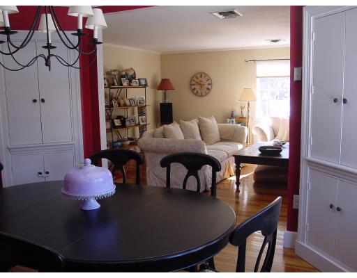39 Heath St #2, Brookline, MA 02445 photo 2