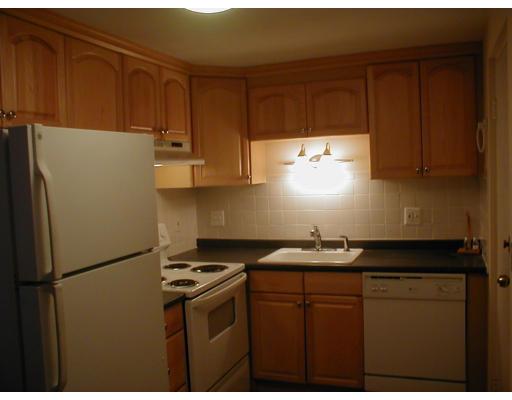 15 Staples Ave #36, Everett, MA 02149 photo 2