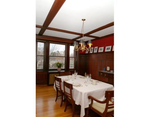 1035 Beacon # 2, Brookline, MA 02446 photo 4