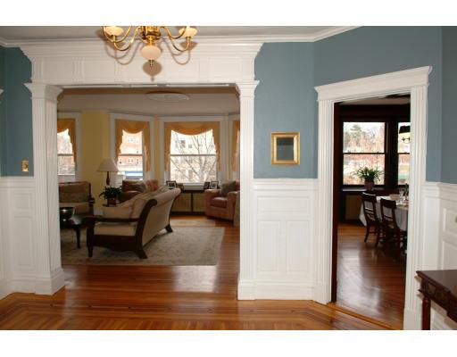 1035 Beacon # 2, Brookline, MA 02446 photo 11