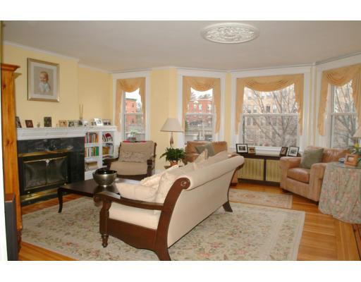 1035 Beacon # 2, Brookline, MA 02446 photo 2