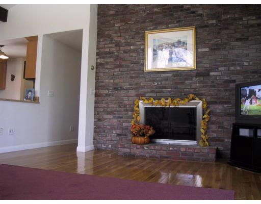 17 Birchwood Rd, Windham, NH 03087 photo 9