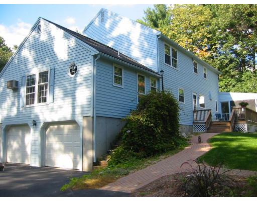 34 Tuttle Dr, Acton, MA 01720 photo 2