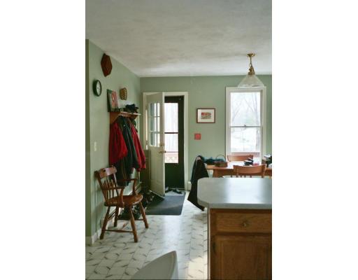 6 Bicentennial Ct, Mansfield, MA 02048 photo 17
