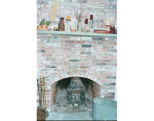 6 Bicentennial Ct, Mansfield, MA 02048 photo 9