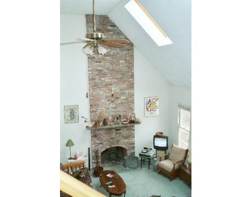6 Bicentennial Ct, Mansfield, MA 02048 photo 2