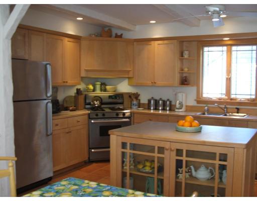 36 Onset Ave, Buzzards Bay, MA 02532 photo 3
