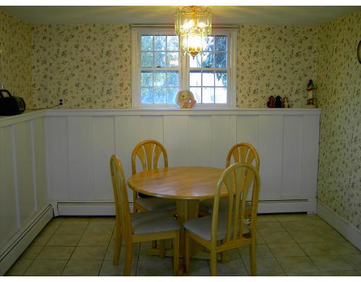 3 Elmwood St, Maynard, MA 01754 photo 4
