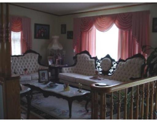 185 Doreen St, New Bedford, MA 02745 photo 6