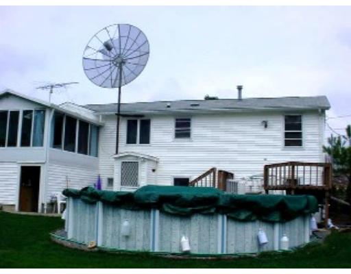 185 Doreen St, New Bedford, MA 02745 photo 2