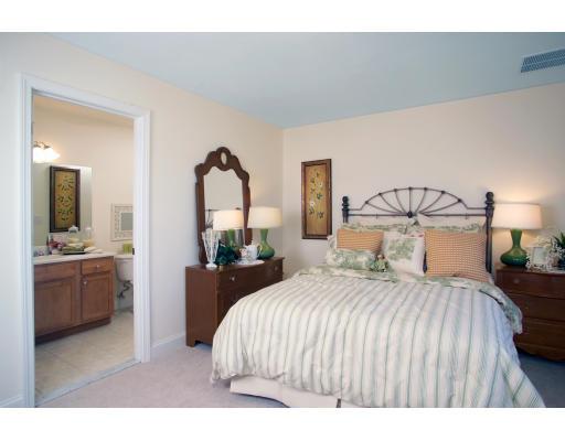 45 Whispering Pine Cir #47, Worcester, MA 01601 photo 3