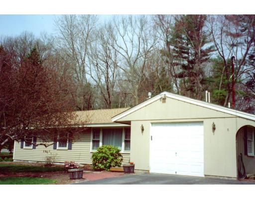 33 Old Stage Rd, Chelmsford, MA 01824 photo 1