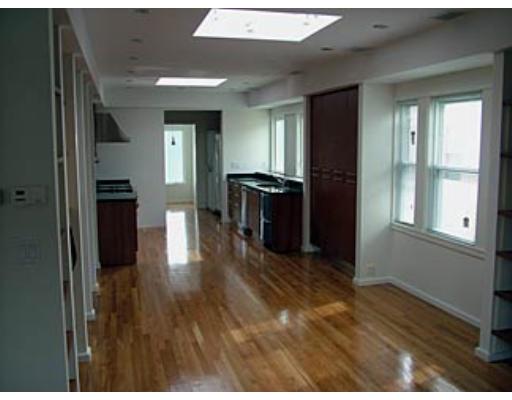 38 Clarendon Ave #3, Somerville, MA 02144 photo 2
