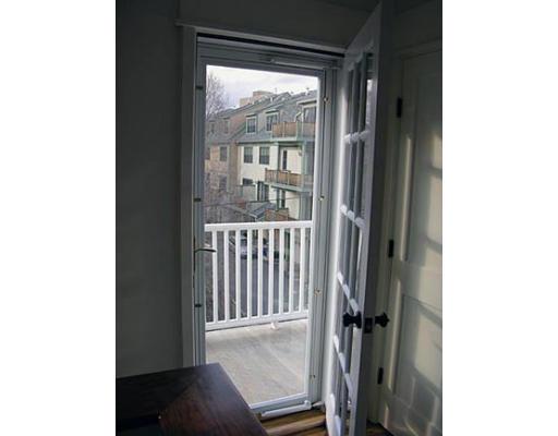 38 Clarendon Ave #3, Somerville, MA 02144 photo 10