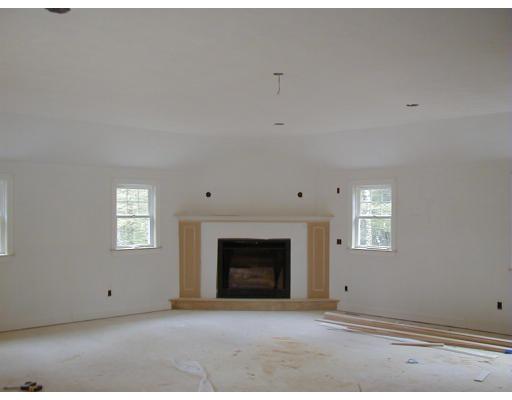 14 Darby Station Rd, Plymouth, MA 02360 photo 4