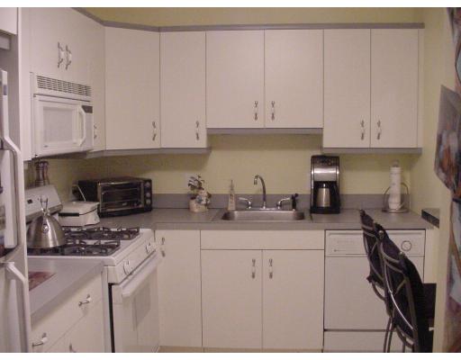 147 Sylvan St #6B, Danvers, MA 01923 photo 4