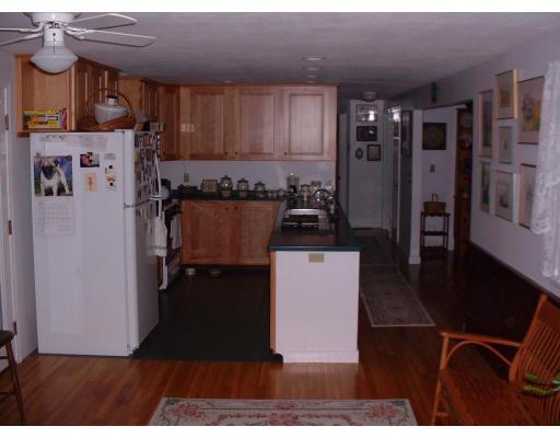 262 Central St, Rowley, MA 01969 photo 3