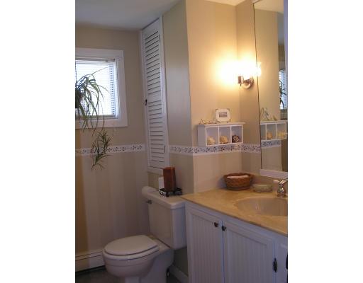 87 Mayflower Ln, East Wareham, MA 02538 photo 11